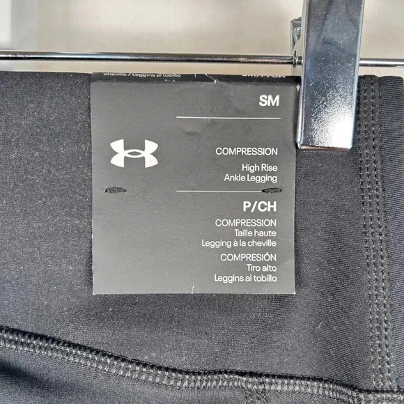 2/$30 Under Armour Size Small Compression Ankle Leggings - Picture 5 of 6
